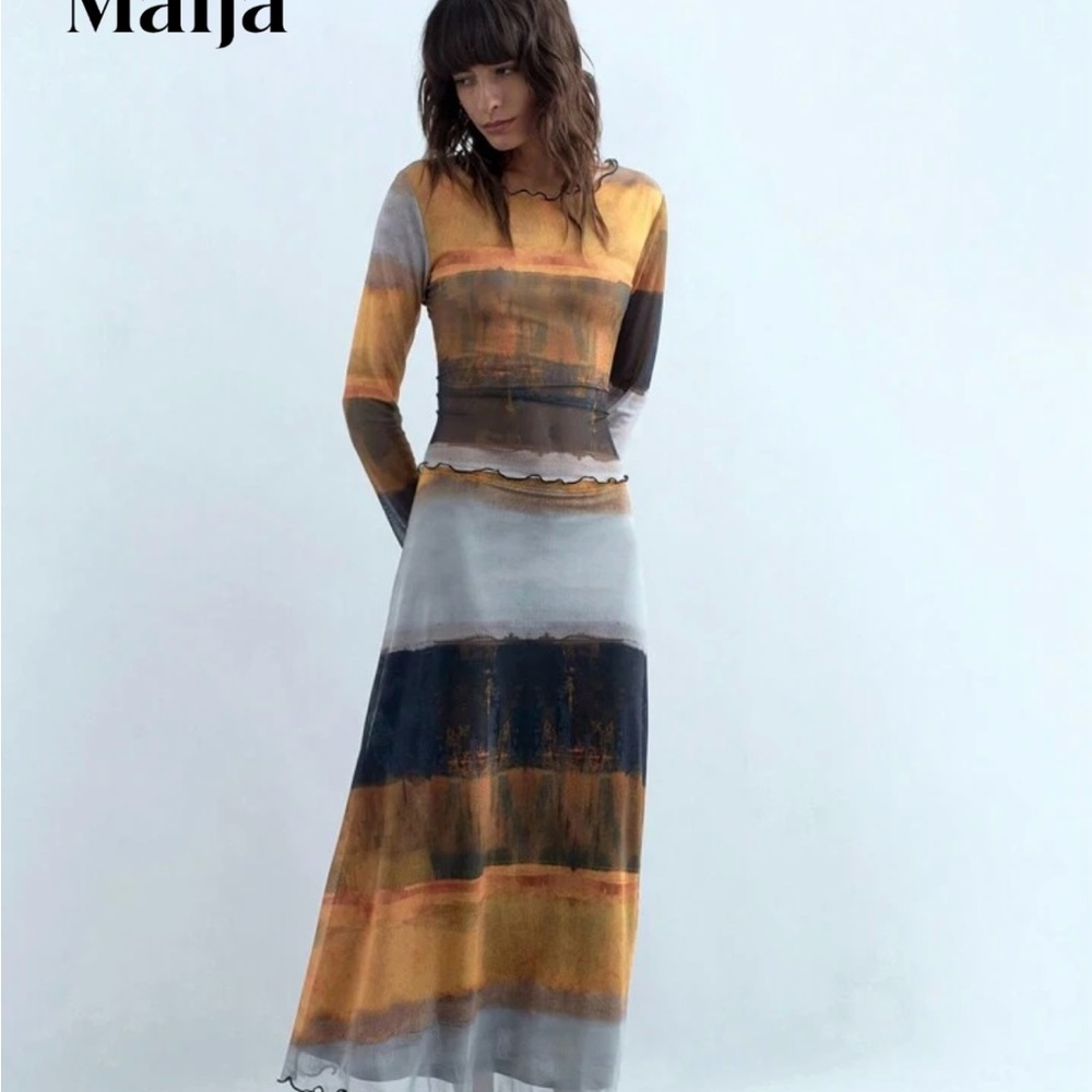 Multicolor Long sleeve / long skirt set